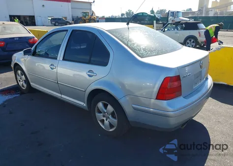 2003 Volkswagen Jetta Gls 1.8T from USA, damaged, VIN 3VWSE69M93M038683